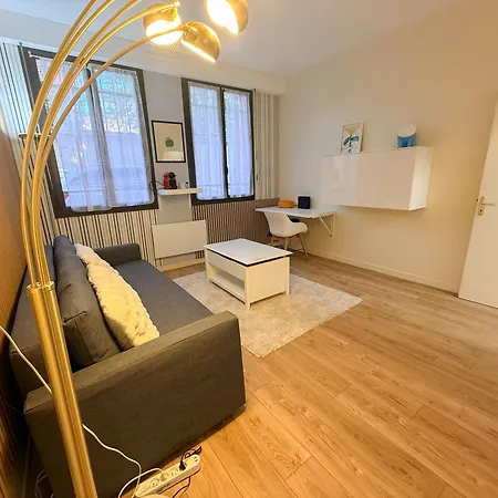 Hyper Centre Pont Neuf St Cyprien Apartment *